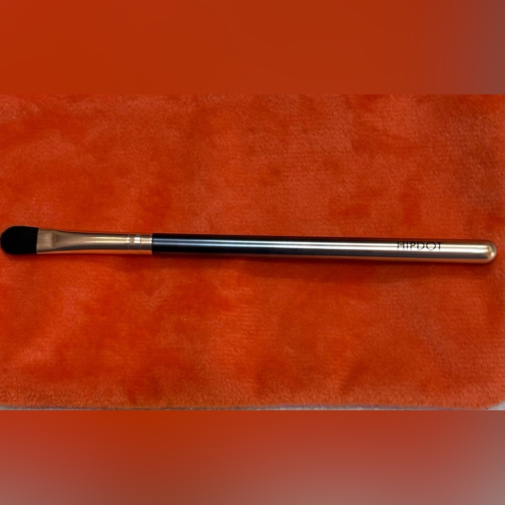 Hipdot precise brush